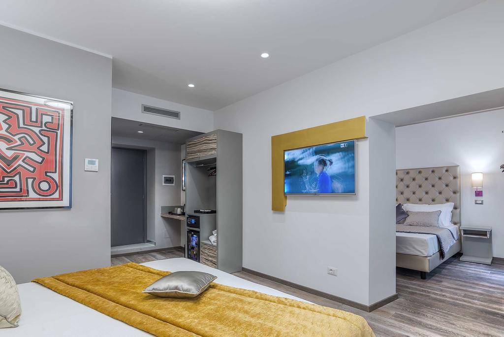 Guest house Colonna Suite Del Corso 3*